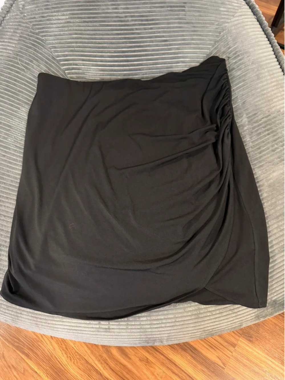Bold Elements Rouched Skirt - 1XL